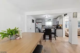 62 Pinetree Dr, Sayreville Boro, NJ 08859 - Photo 18