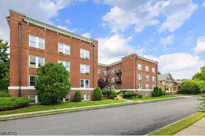 2 Altamont Ct #7, Morristown, NJ 07960 - Photo 2