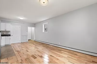 224 Macarthur Ave, Garfield, NJ 07026 - Photo 12