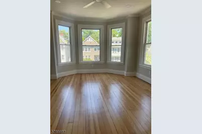 8 Swaine Pl, West Orange Township, NJ 07052 - Photo 2