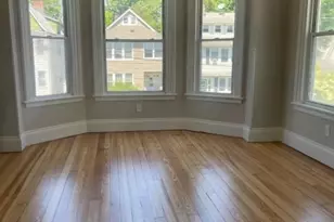 8 Swaine Pl, West Orange Township, NJ 07052 - Photo 2