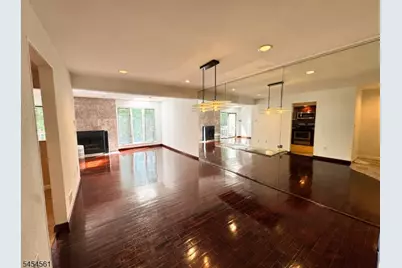 15 Averell Dr, Parsippany, NJ 07950 - Photo 6