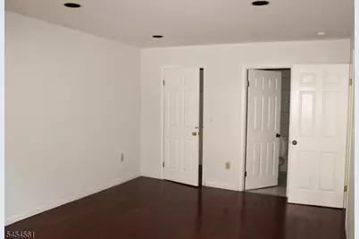 15 Averell Dr, Parsippany, NJ 07950 - Photo 18