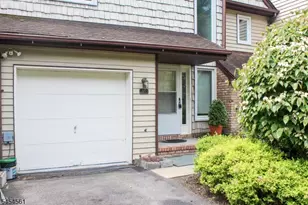 15 Averell Dr, Parsippany, NJ 07950 - Photo 2
