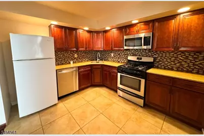 15 Averell Dr, Parsippany, NJ 07950 - Photo 4
