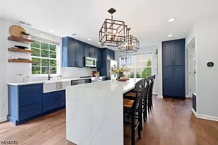 31 Bouwrey Pl, Readington, NJ 08889 - Photo 4