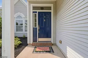 31 Bouwrey Pl, Readington, NJ 08889 - Photo 2