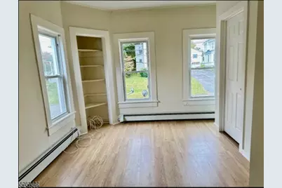 18 Sussex St - Apt #B, Newton, NJ 07860 - Photo 2