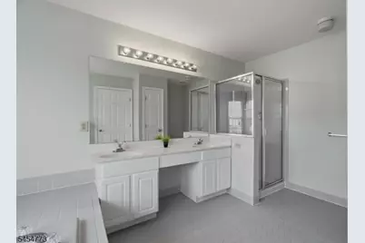 13 Reins Ct, Franklin Township, NJ 08873 - Photo 28