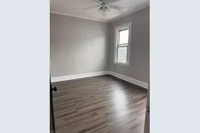 28 Onyx Ct, Passaic, NJ 07055 - Photo 8