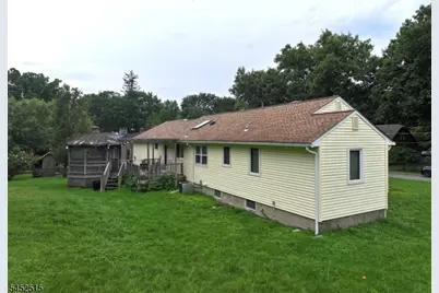 16 Lloyd Ave, Branchville, NJ 07826 - Photo 18