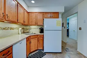 20E Quincy Ln, West Milford, NJ 07480 - Photo 14