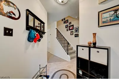 20E Quincy Ln #E, West Milford, NJ 07480 - Photo 4