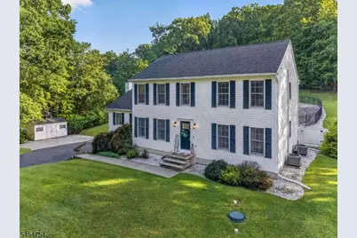 7 Ike Williams Rd, Hampton Township, NJ 07860 - Photo 4
