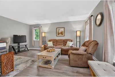 7 Ike Williams Rd, Hampton Township, NJ 07860 - Photo 10