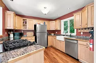 103 Arapaho Trail, Sparta Township, NJ 07871 - Photo 6
