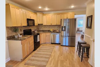 38 Park St 24 #E, Florham Park, NJ 07932 - Photo 4
