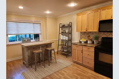 38 Park St 24 #E, Florham Park, NJ 07932 - Photo 6
