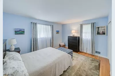 548 Garretson Rd, Bridgewater, NJ 08807 - Photo 18
