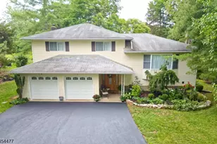 548 Garretson Rd, Bridgewater, NJ 08807 - Photo 1
