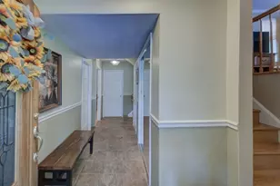 548 Garretson Rd, Bridgewater, NJ 08807 - Photo 4