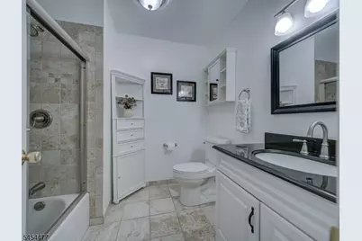 548 Garretson Rd, Bridgewater, NJ 08807 - Photo 20