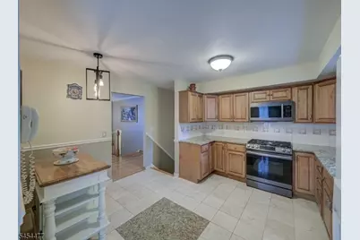 548 Garretson Rd, Bridgewater, NJ 08807 - Photo 12