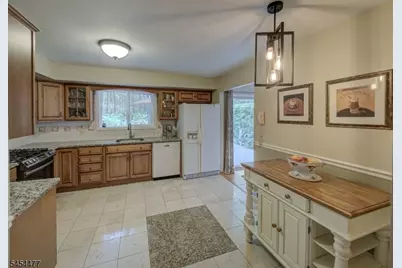 548 Garretson Rd, Bridgewater, NJ 08807 - Photo 14