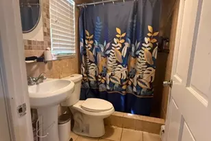 834 Rebecca Pl, Elizabeth, NJ 07201 - Photo 4