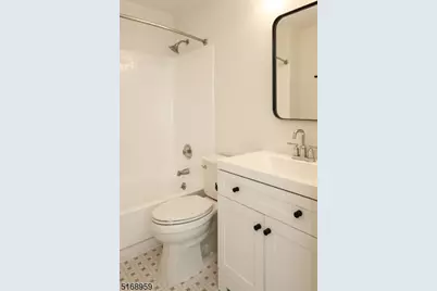 29 Timber Dr #69, Clifton, NJ 07014 - Photo 10