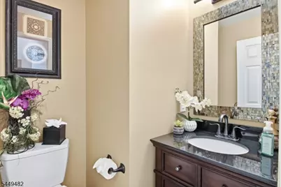 153 Rock Rd, Wayne Twp., NJ 07470 - Photo 10