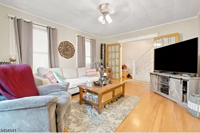 260 W Franklin St, Bound Brook, NJ 08805 - Photo 4