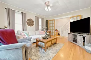 260 W Franklin St, Bound Brook, NJ 08805 - Photo 4