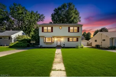 150 Barbara Dr, North Plainfield, NJ 07062 - Photo 2