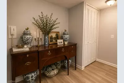 1 Claridge Dr #114, Verona, NJ 07044 - Photo 2