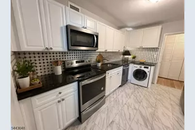 1 Claridge Dr #114, Verona, NJ 07044 - Photo 4