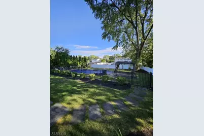 11 Benjamin Pl, Pequannock Township, NJ 07440 - Photo 26
