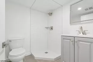 7 Franklin Ave, Montclair, NJ 07042 - Photo 20