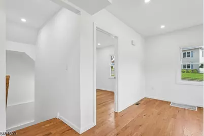 7 Franklin Ave, Montclair, NJ 07042 - Photo 24