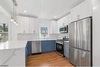 7 Franklin Ave, Montclair, NJ 07042 - Photo 12