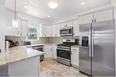170 Hillside Ter, Irvington, NJ 07111 - Photo 12