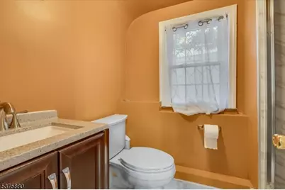 106 Greenwood Dr, Millburn, NJ 07041 - Photo 8
