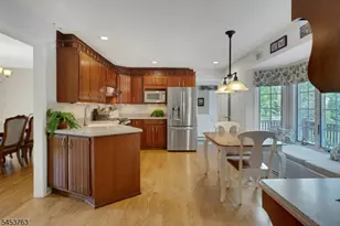 12 Mountain View Dr, Chester, NJ 07930 - Photo 8
