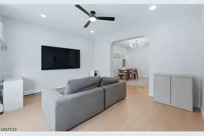 42 Lawrence St, Bloomfield, NJ 07003 - Photo 4