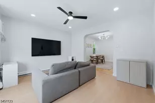 42 Lawrence St, Bloomfield, NJ 07003 - Photo 4