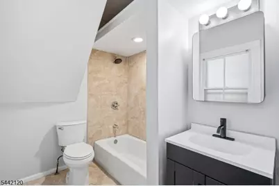 279 N 4th St, Paterson, NJ 07522 - Photo 14