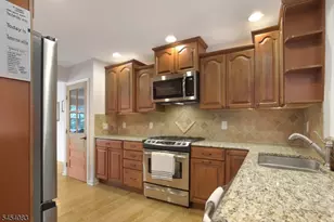 9 Brookdale Rd, Cranford Township, NJ 07016 - Photo 10