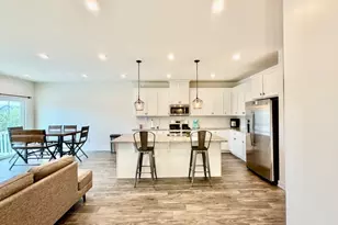 17 Sierra Pl, Sparta Township, NJ 07871 - Photo 4
