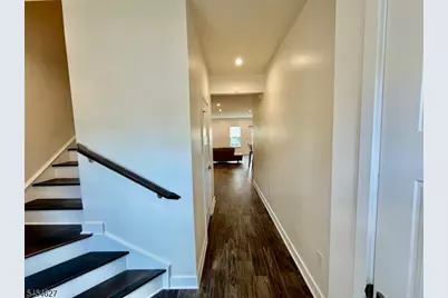 17 Sierra Pl, Sparta Township, NJ 07871 - Photo 2