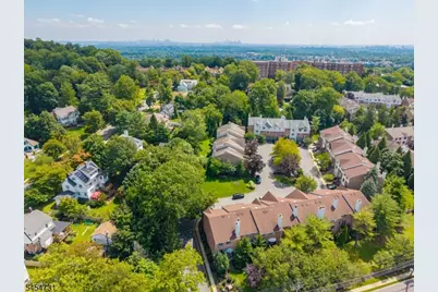 1 Mt Vernon Square, Verona Twp., NJ 07044 - Photo 36